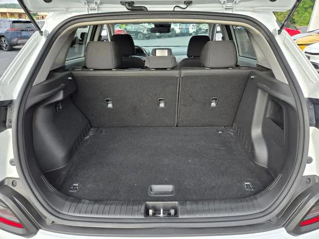 Used 2020 White Hyundai SEL image 18