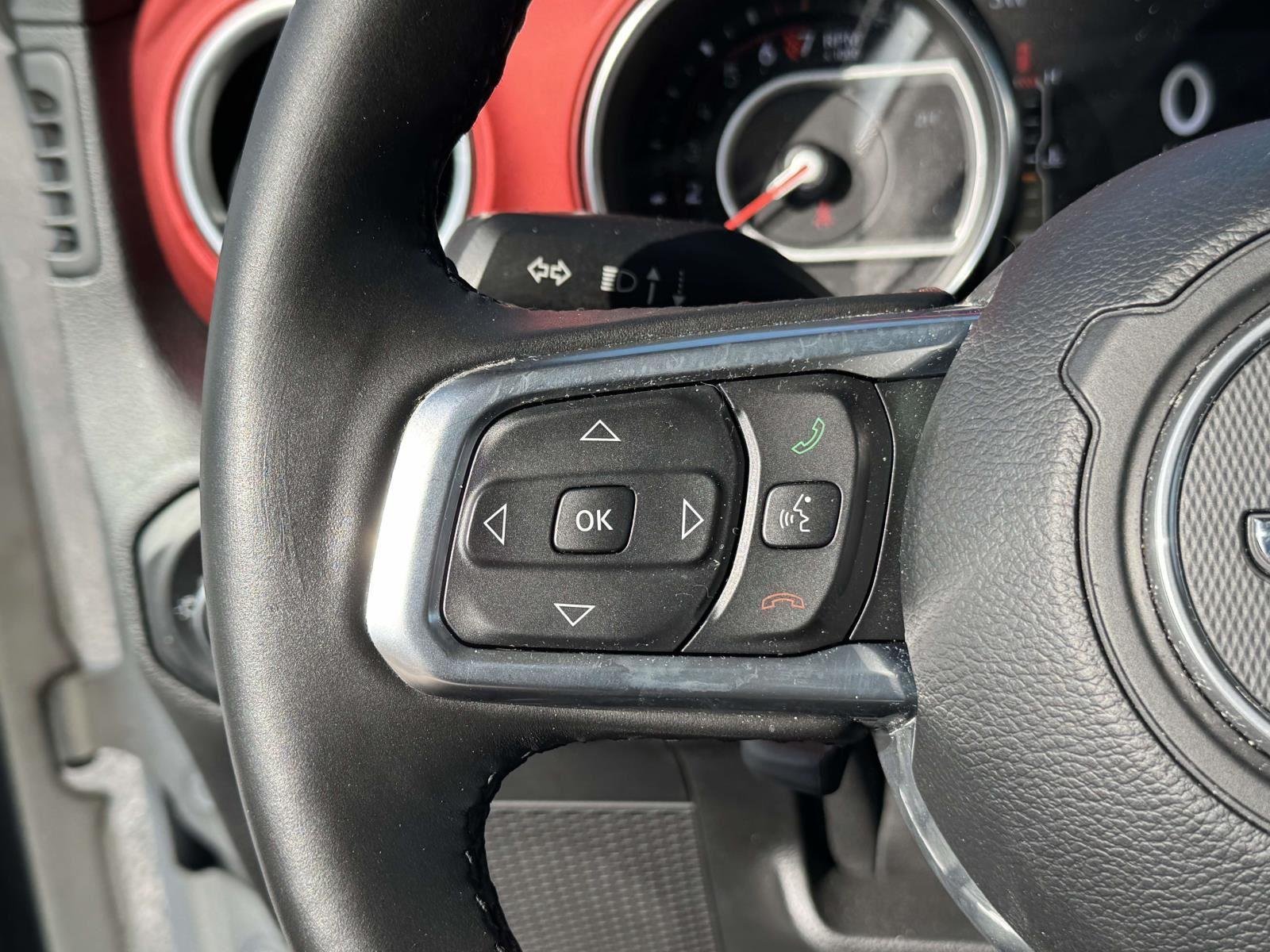Used 2020 Bright White Clearcoat Jeep Rubicon image 11