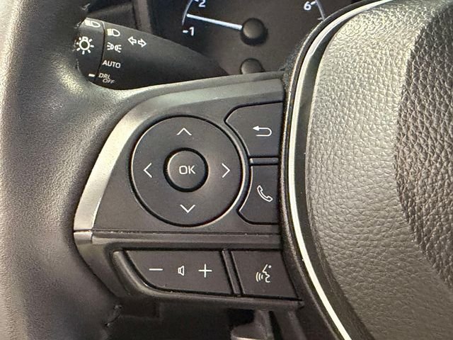 Used 2025  Toyota SE image 20