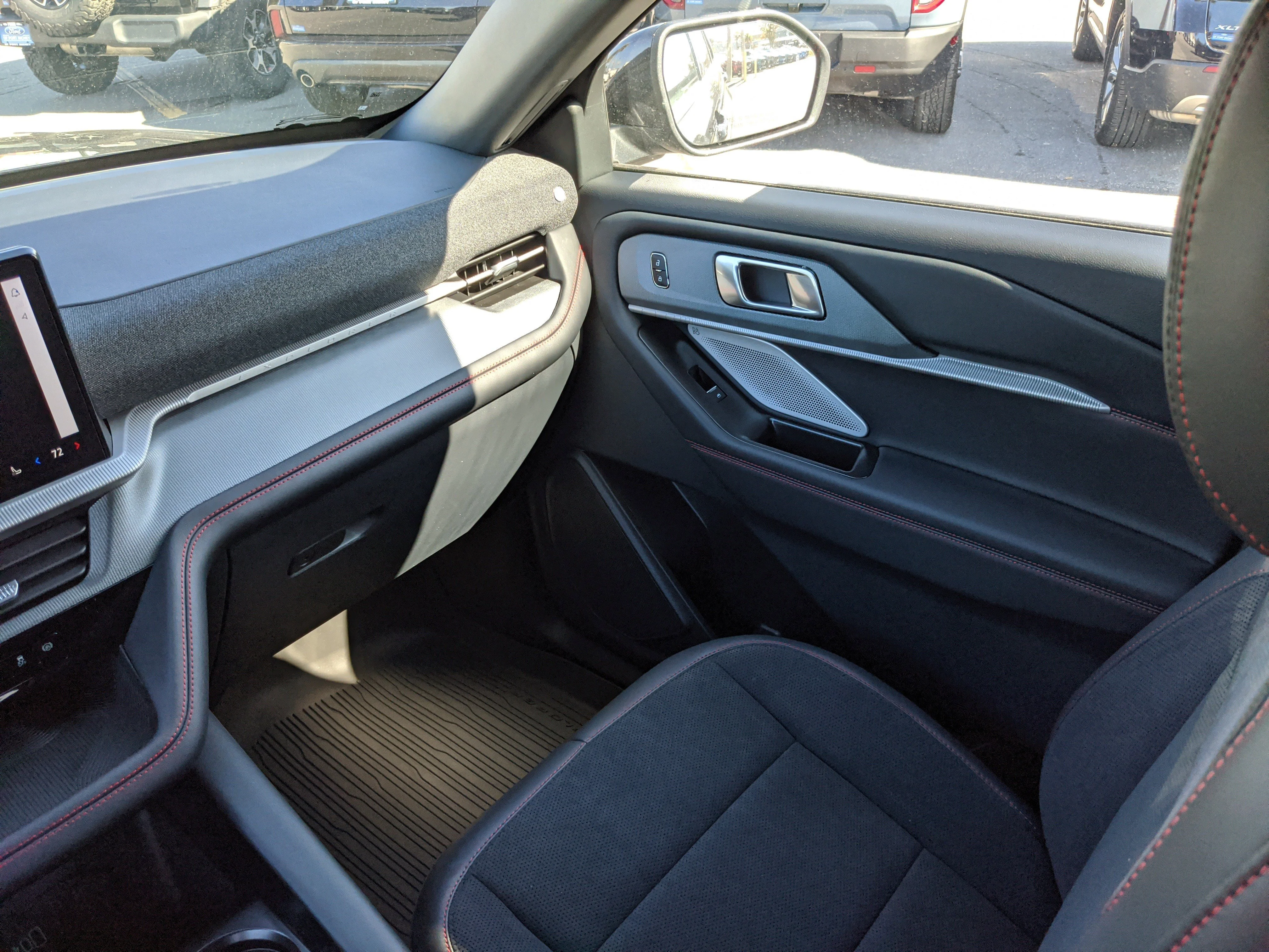 New 2026 Agate Black Metallic Ford ST image 15