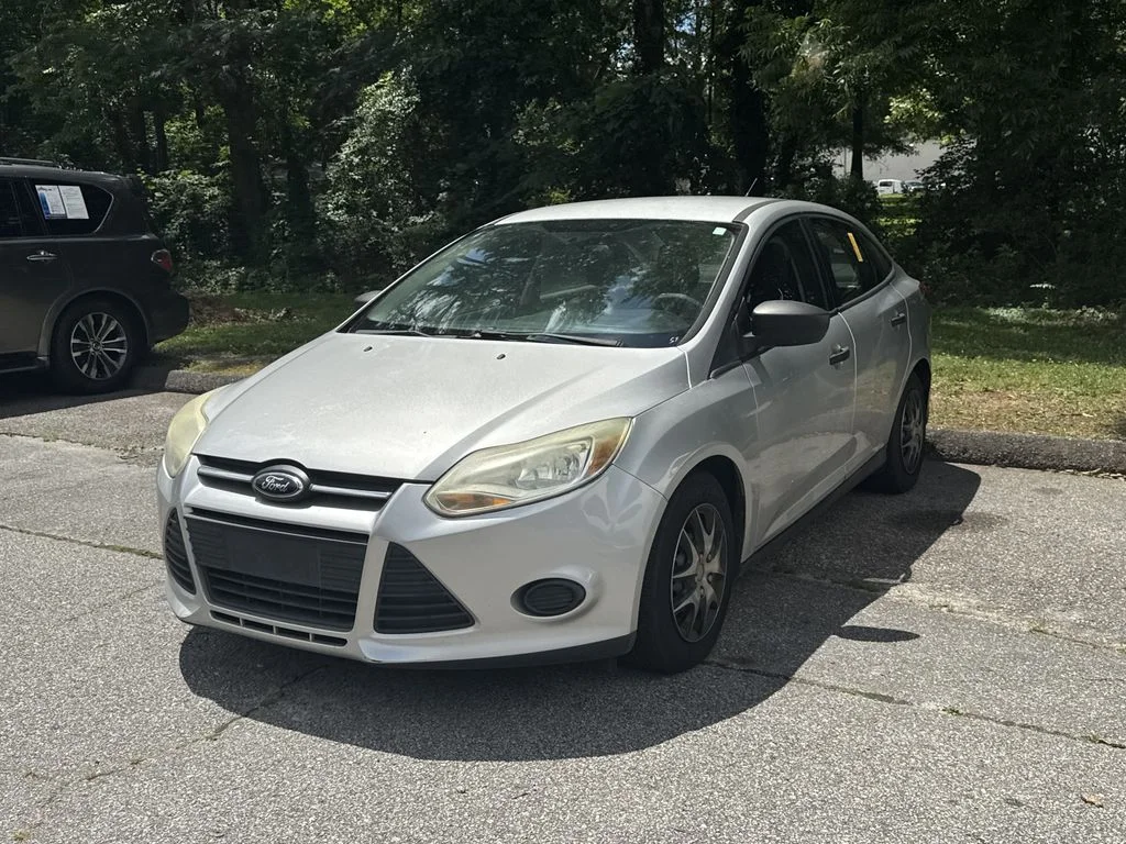 Used 2013 Silver Ford S image 3