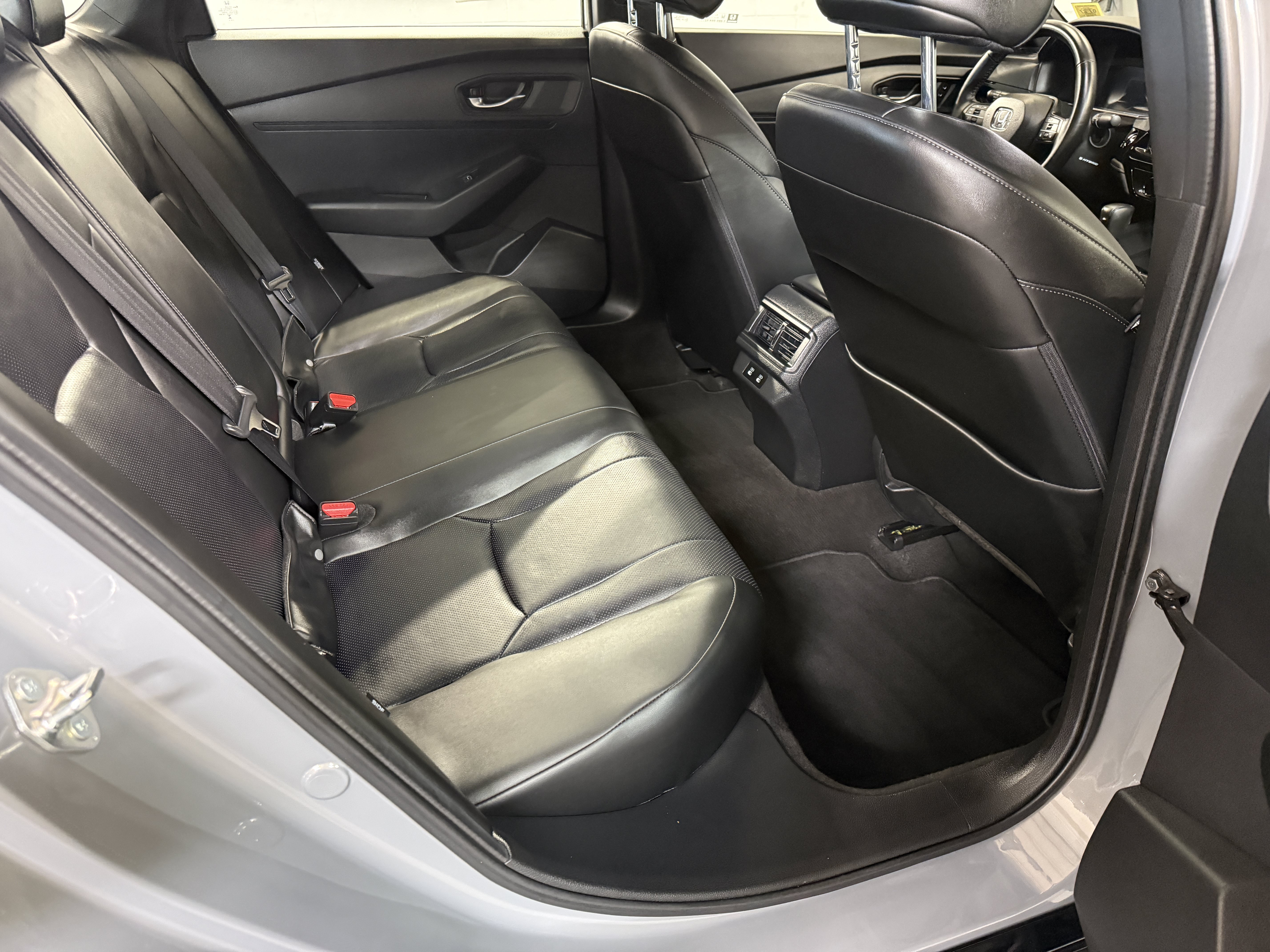 Certified Used 2025 Urban Gray Pearl Honda Sport-L image 21
