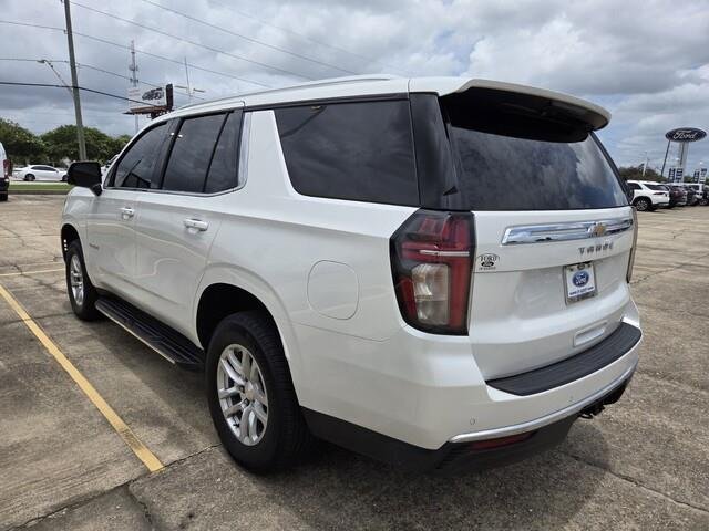 Used 2024 Iridescent Pearl Tricoat Chevrolet LT image 3