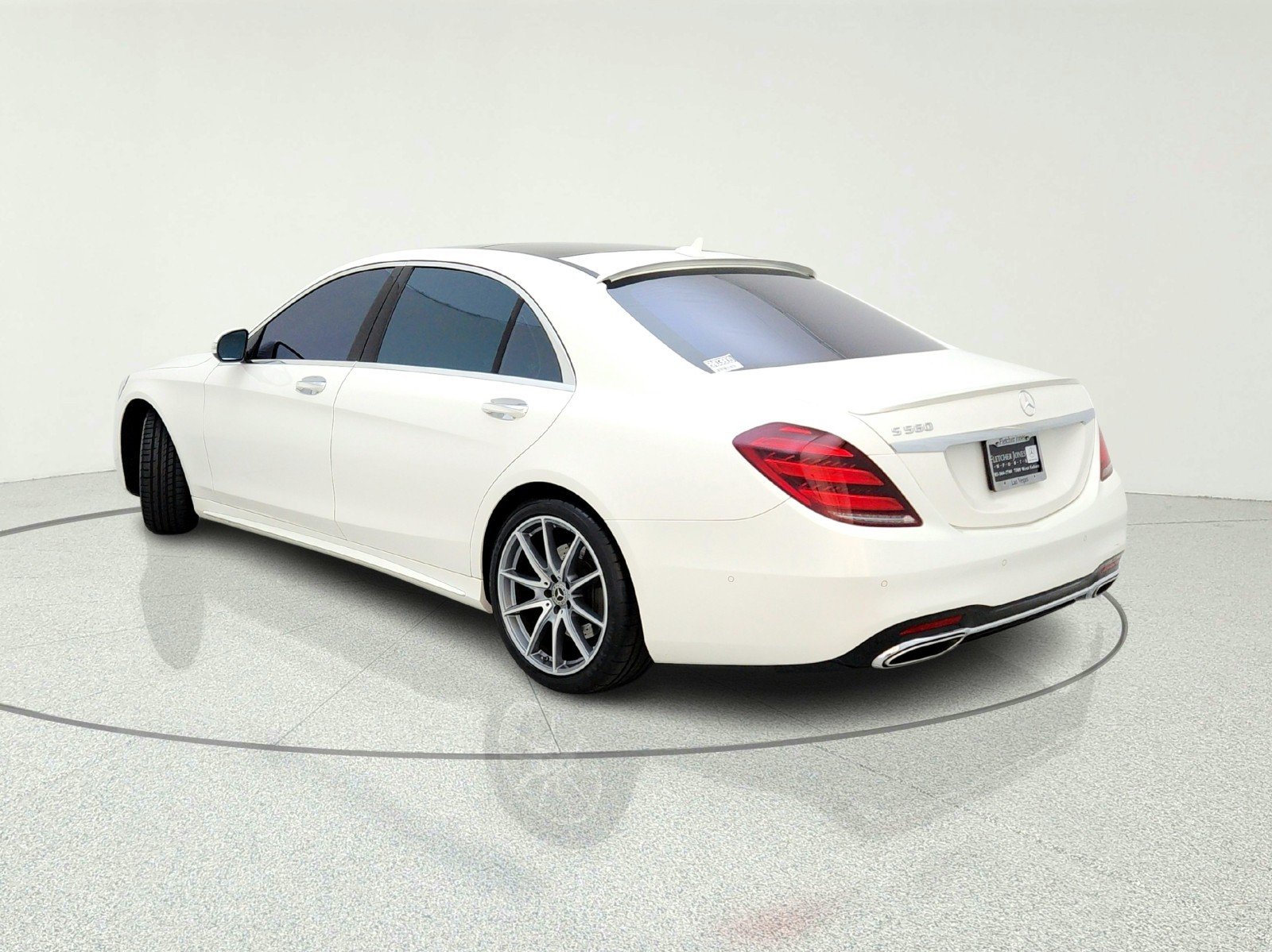 Used 2018 designo Diamond White Mercedes-Benz S 560 image 12
