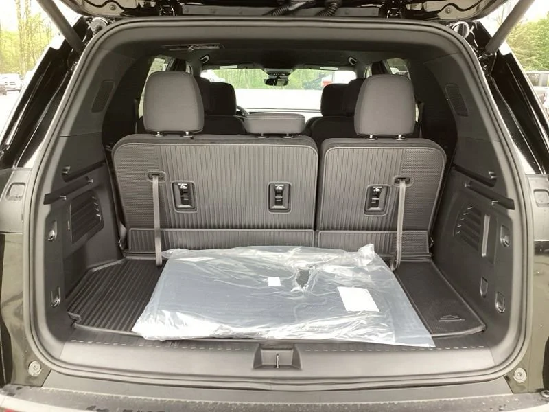 2026 Chevrolet Traverse LT - Photo 14