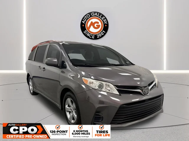 2020 Toyota Sienna LE