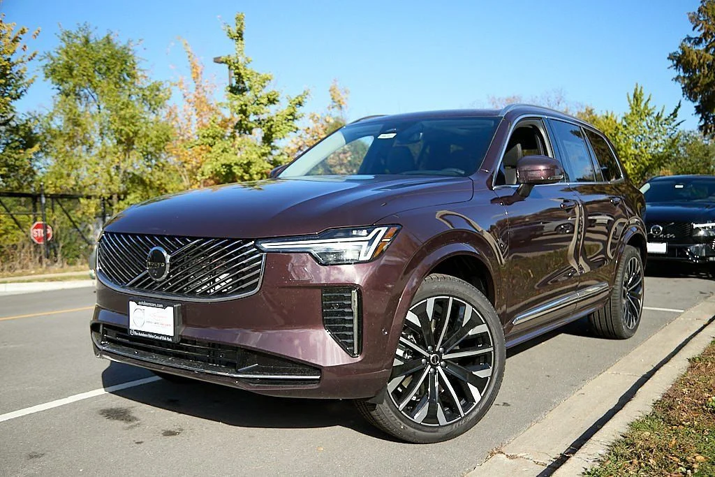 2026 Volvo XC90 B5 Ultra Bright 4WD's photo
