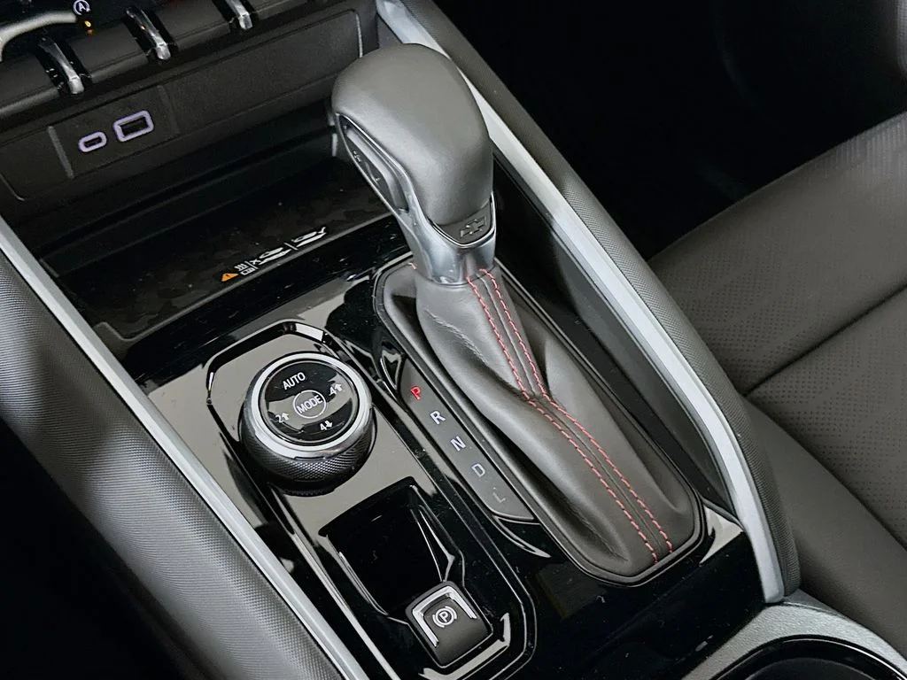 2026 Chevrolet Colorado Z71 - Photo 17