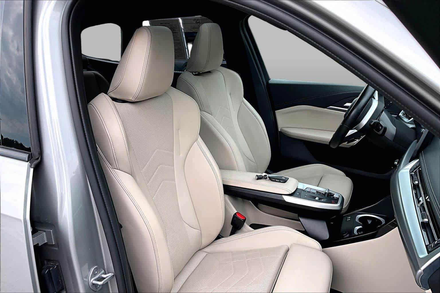 Certified Used 2025 Space Silver Metallic BMW xDrive28i image 8
