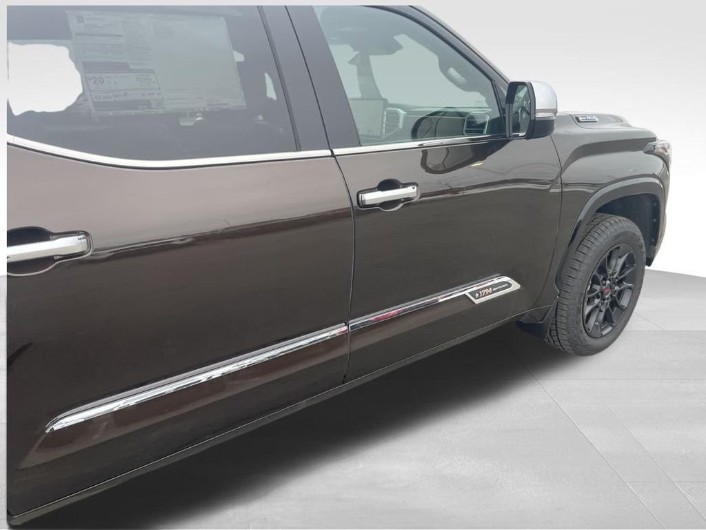 2025 Toyota Tundra 1794 Edition - Photo 12