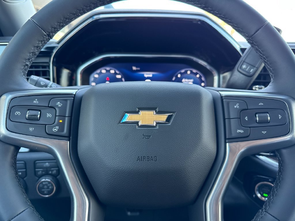 New 2026 Summit White Chevrolet LT image 21