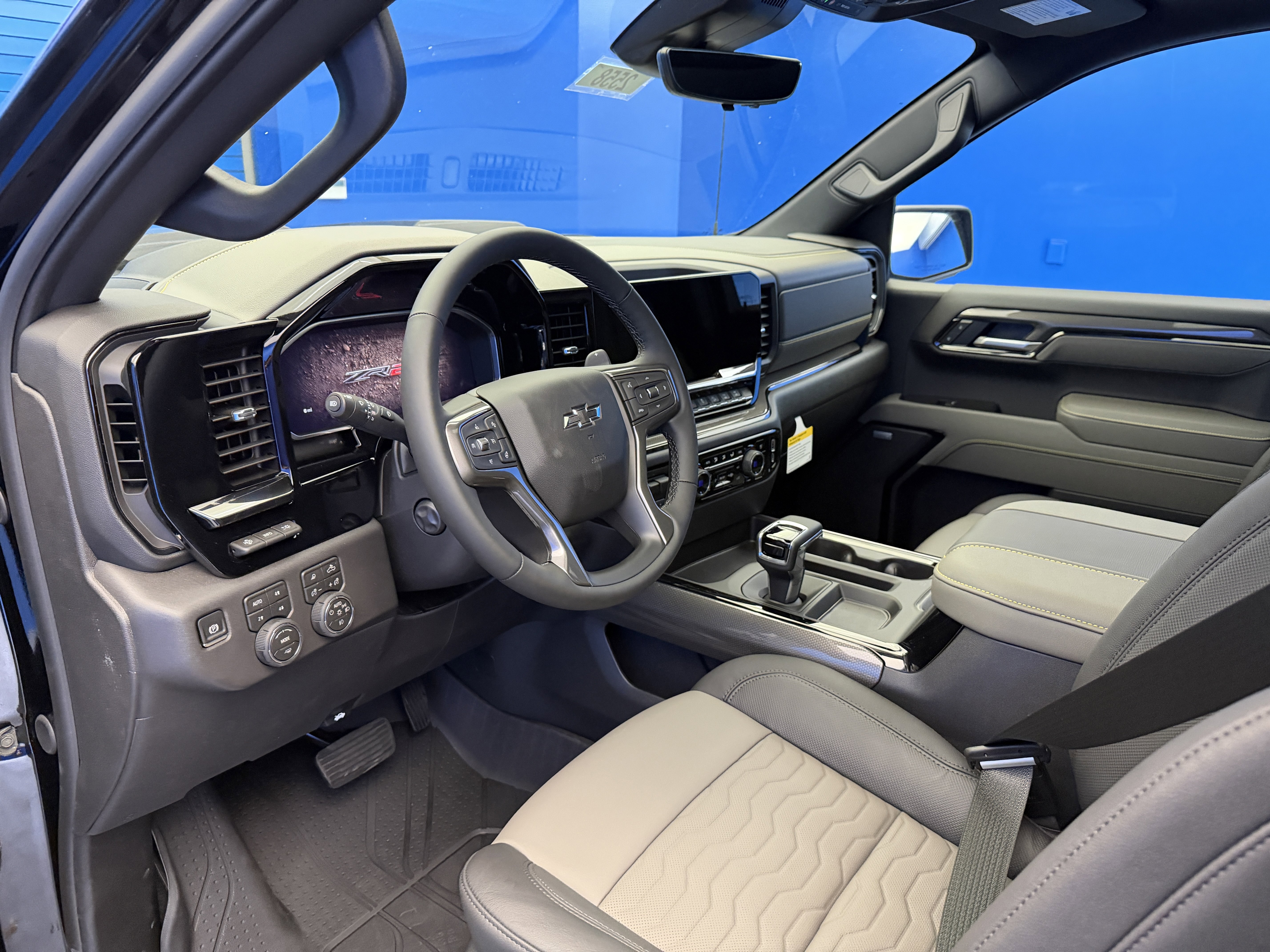 2026 Chevrolet Silverado 1500 ZR2 - Photo 12