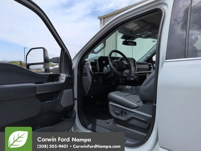 New 2026 Avalanche Ford Lariat image 9