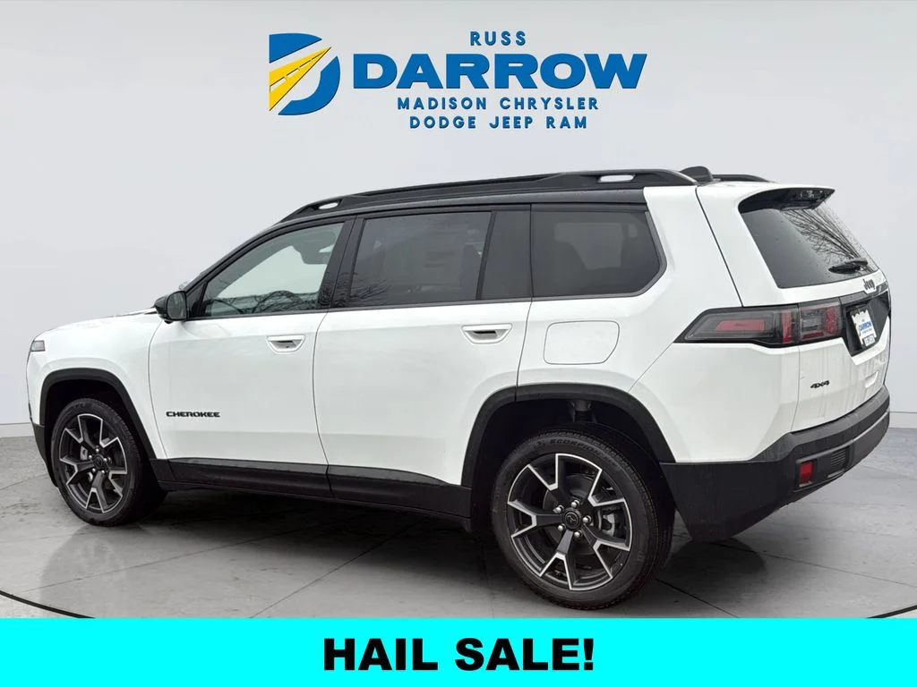 New 2026 Bright White Clear-Coat Exterior Paint Jeep Overland image 3