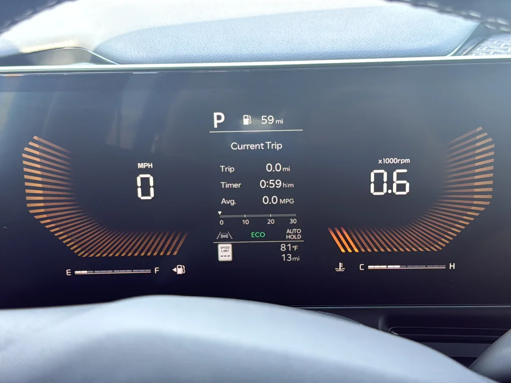 New 2027 Ceramic Silver Kia LXS image 23