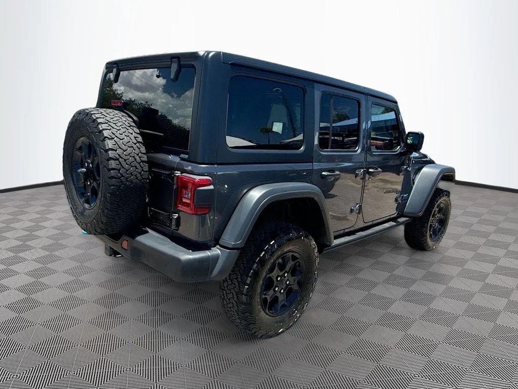 Used 2023 Gray Jeep Rubicon 20th Anniversary Edition 4xe image 6
