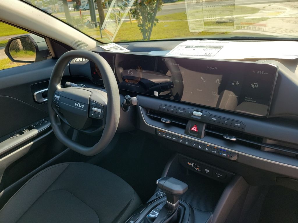 New 2026 Gray Kia LXS image 8