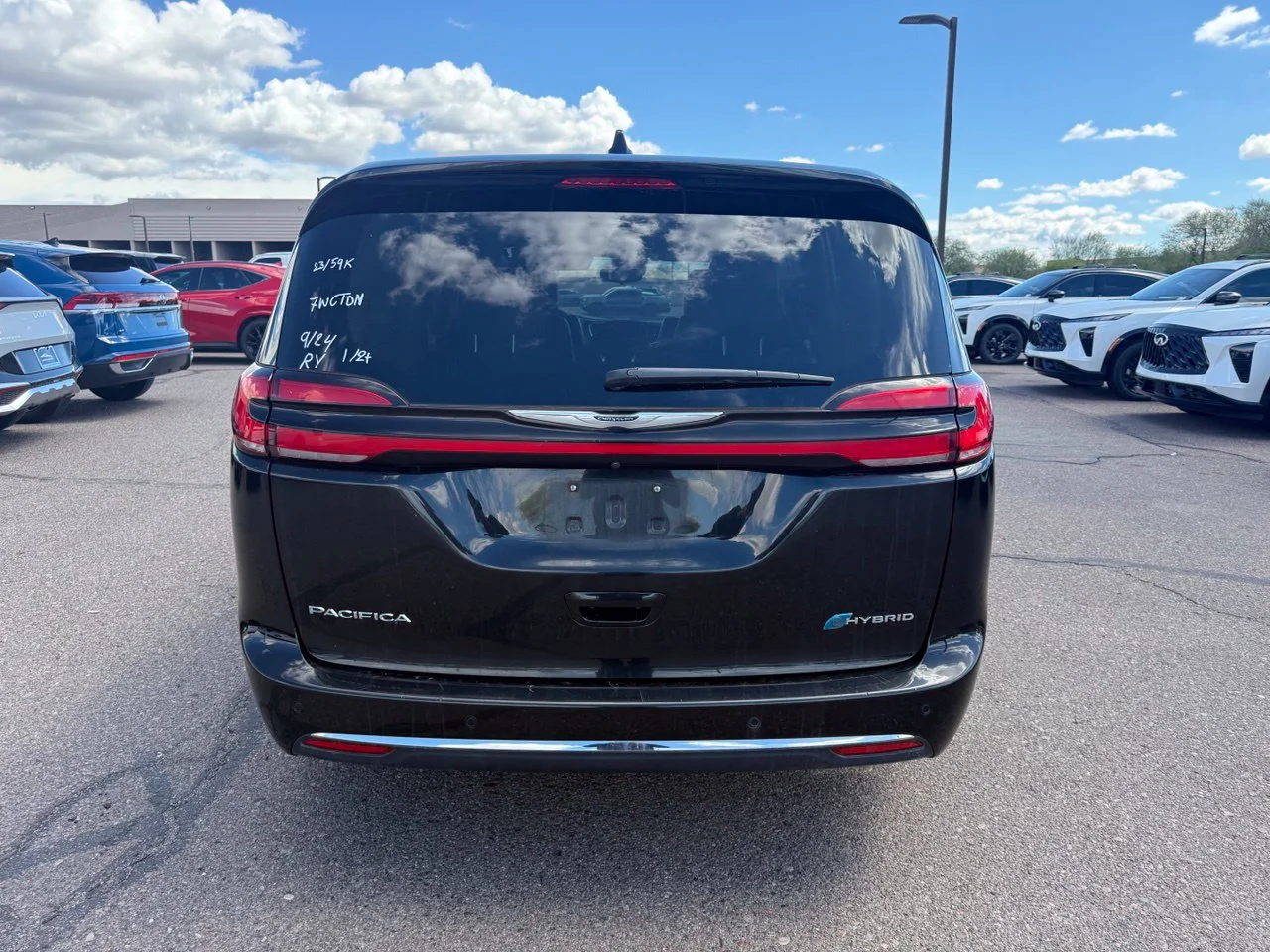 Used 2023 Brilliant Black Crystal Pearlcoat Chrysler Touring L image 5