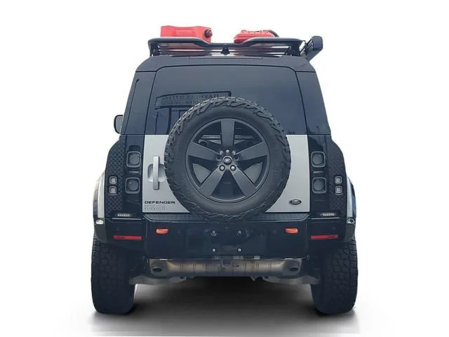 Used 2022 Gray Land Rover X image 6