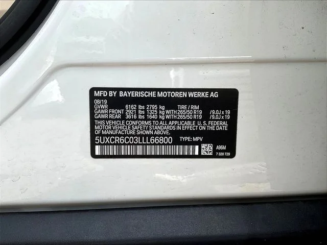 Used 2020 White BMW xDrive40i image 9