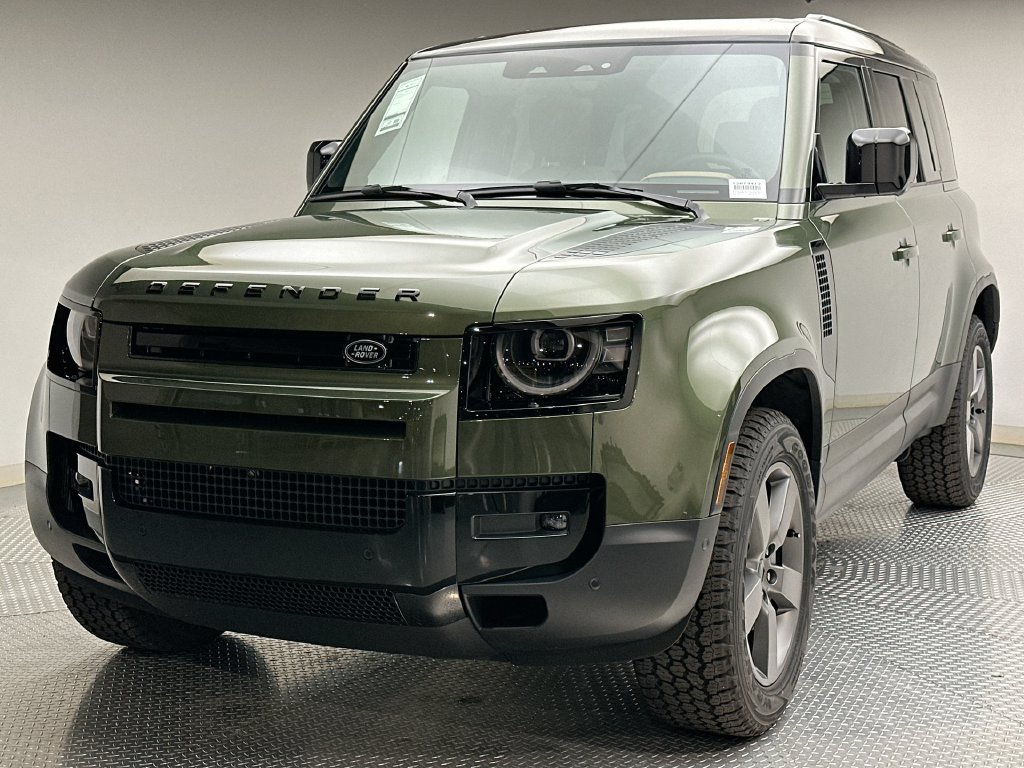 New 2026 Woolstone Green Metallic Land Rover S image 1
