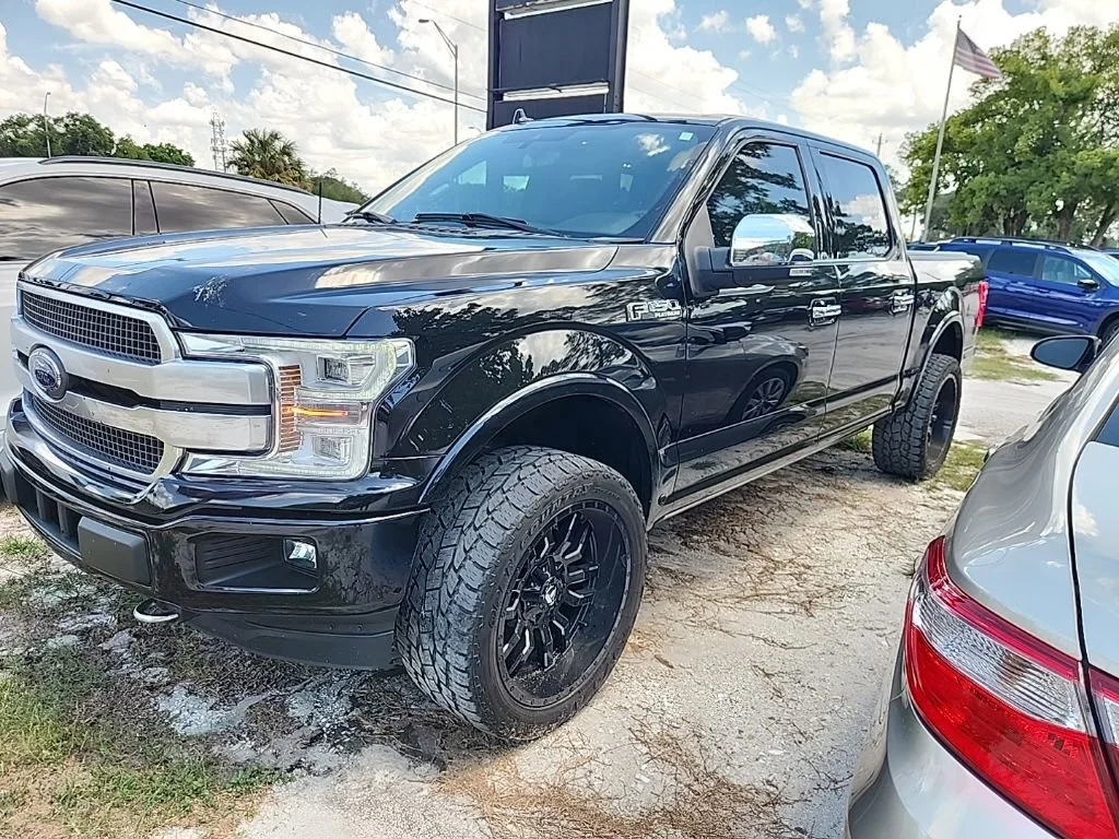 2019 Ford F-150 Platinum 4x4 SuperCrew 5-1/2 Box's photo