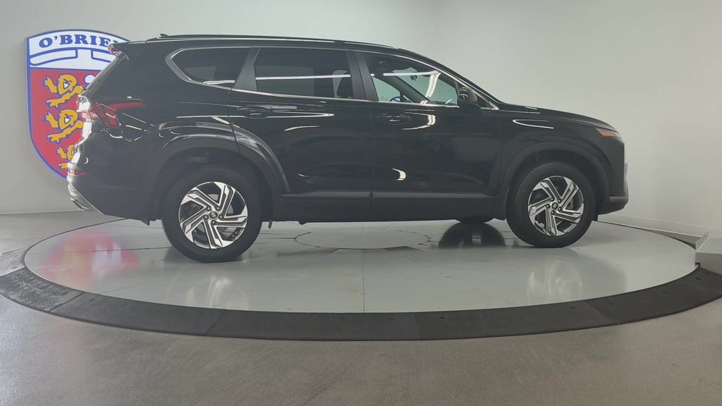 2023 Hyundai Santa Fe SE - Photo 4