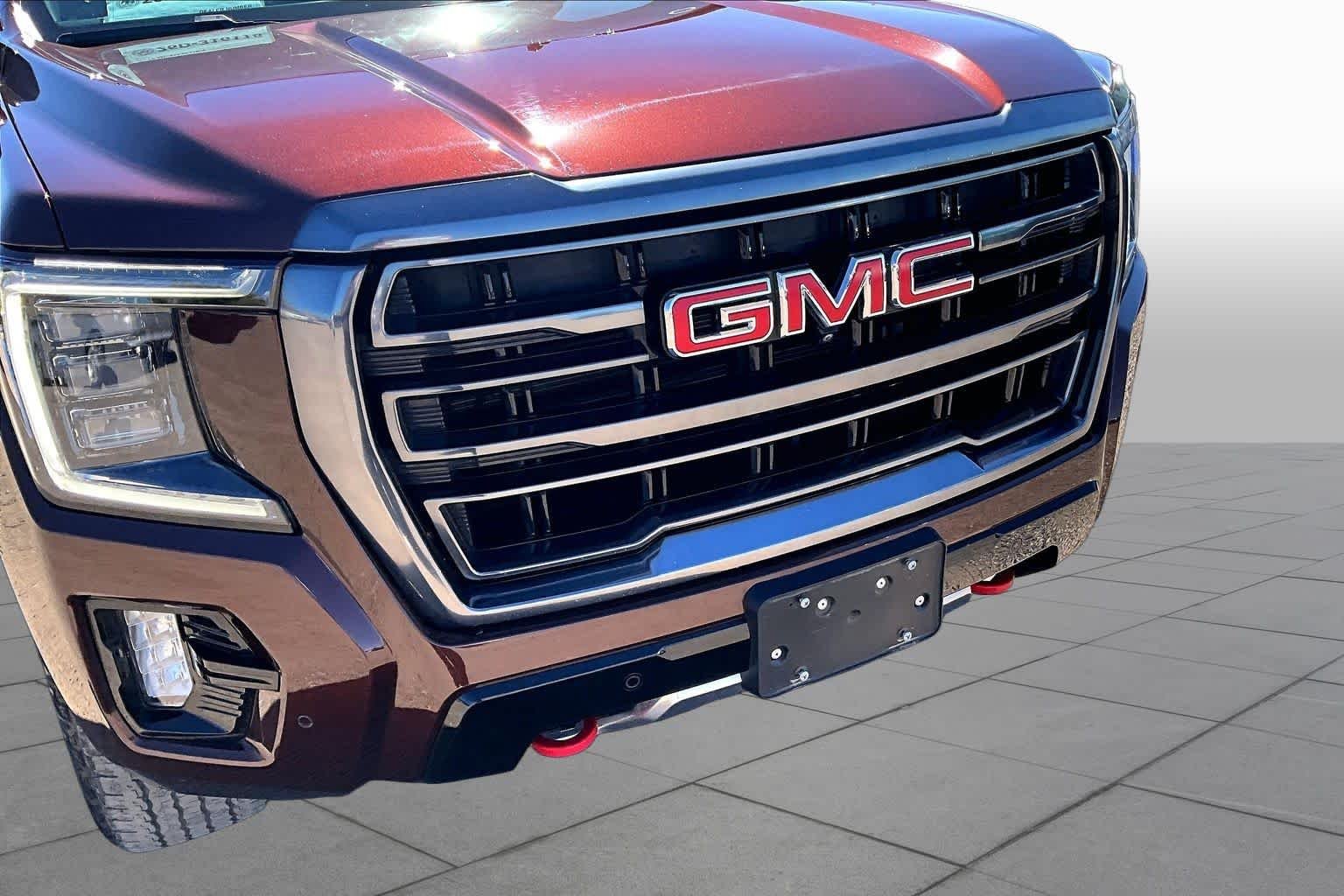 Used 2023 Redwood Metallic GMC AT4 image 27