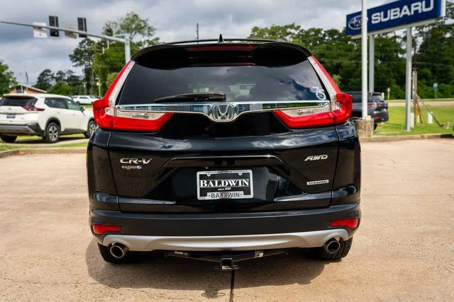Used 2018 Black Honda Touring image 5