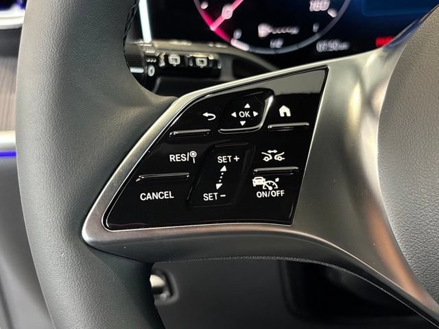 New 2026 Polar White Mercedes-Benz GLC 300 image 61