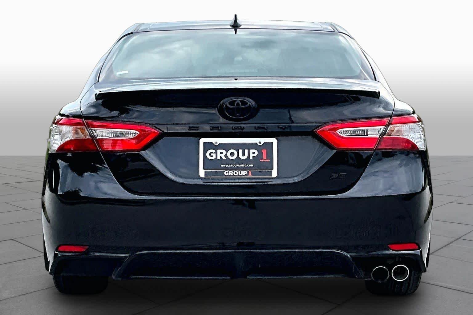 Used 2020 Midnight Black Metallic Toyota SE Nightshade image 5
