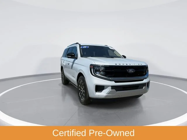 Used 2025 Silver Ford Platinum image 2