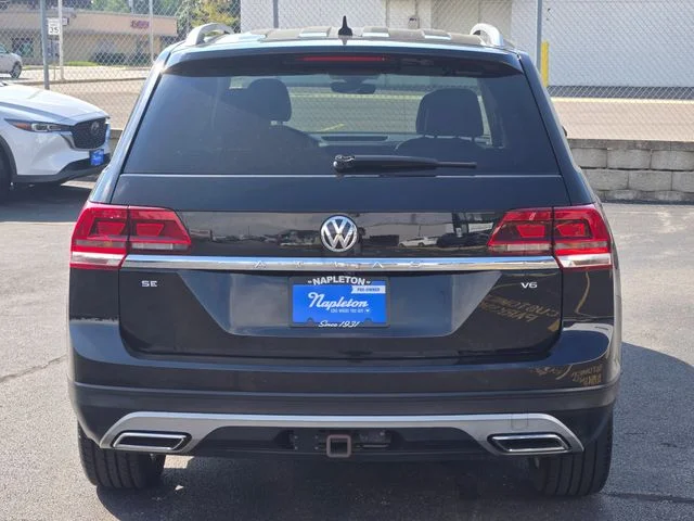 Used 2019 Black Volkswagen 3.6L V6 SE image 12