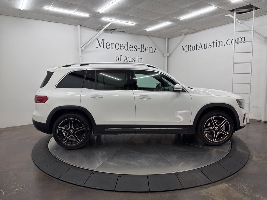 Used 2026 Polar White Mercedes-Benz GLB 250 image 8