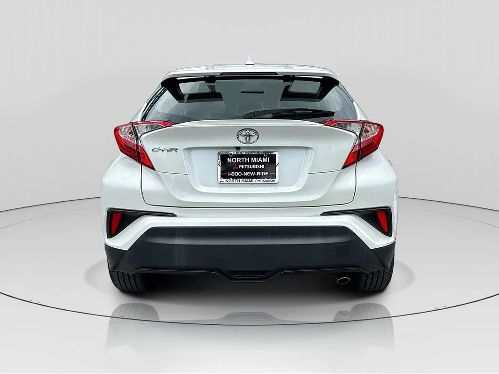 Used 2021 White Toyota XLE image 6
