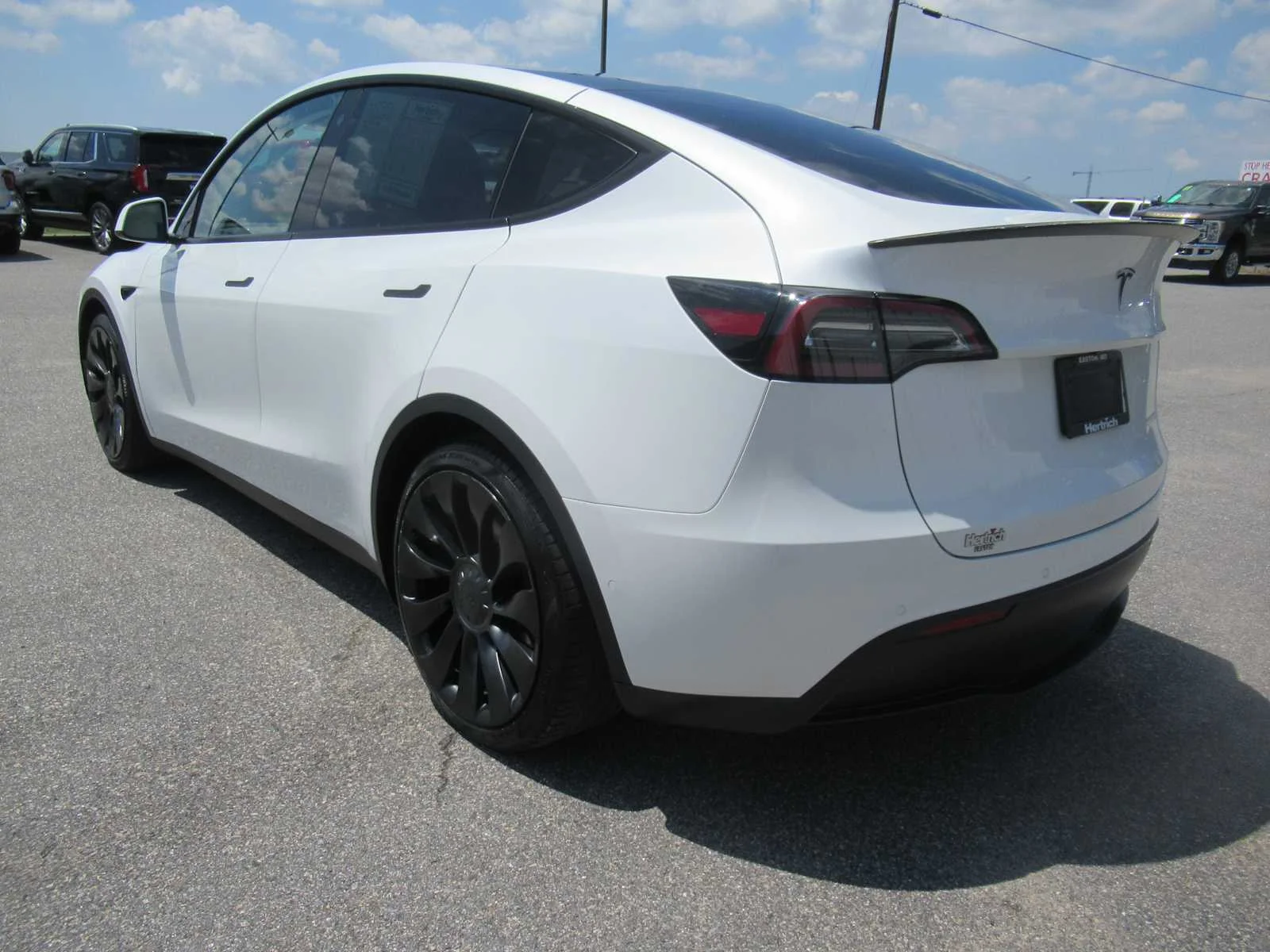 Used 2022 Pearl White Multi-Coat Tesla Performance image 7