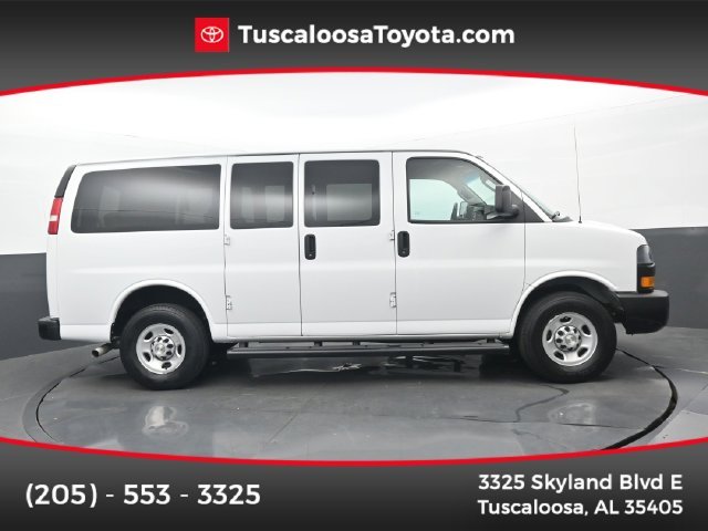 Used 2022 Summit White Chevrolet LS image 1