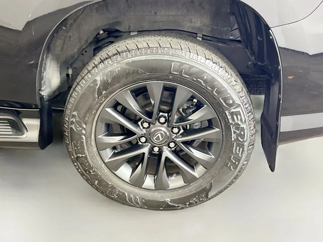 Used 2023 Onyx Black Lexus 460 image 27