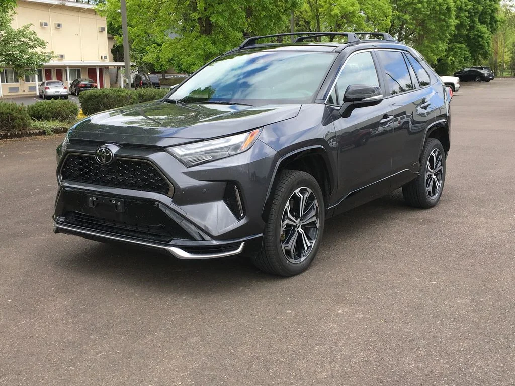 2025 Toyota RAV4 Plug-in Hybrid XSE AWD's photo