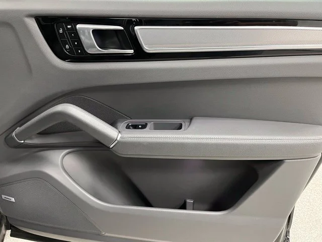 2022 Porsche Cayenne Platinum Edition - Photo 56