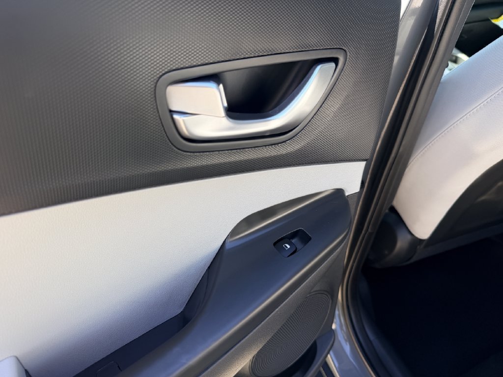 2023 Hyundai Kona EV SE - Photo 21