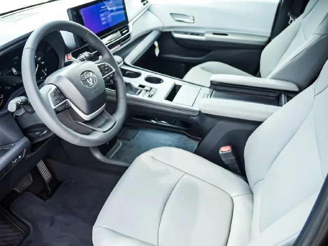 New 2026 Pearl Toyota XLE image 11