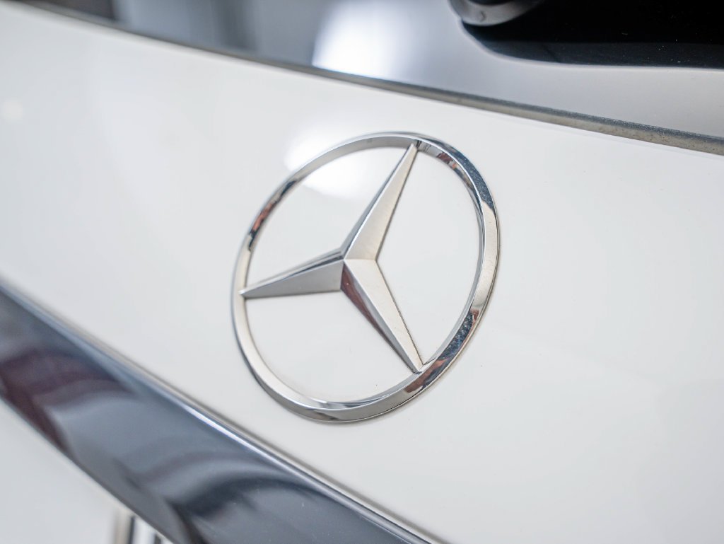 Used 2026 Polar White Mercedes-Benz GLC 300 image 18