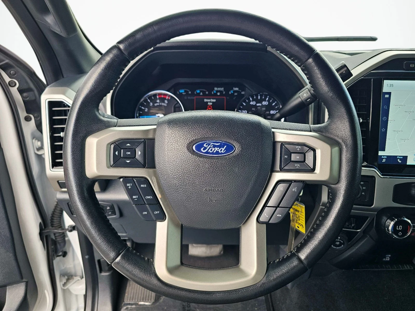 Used 2022 Oxford White Ford LARIAT image 19