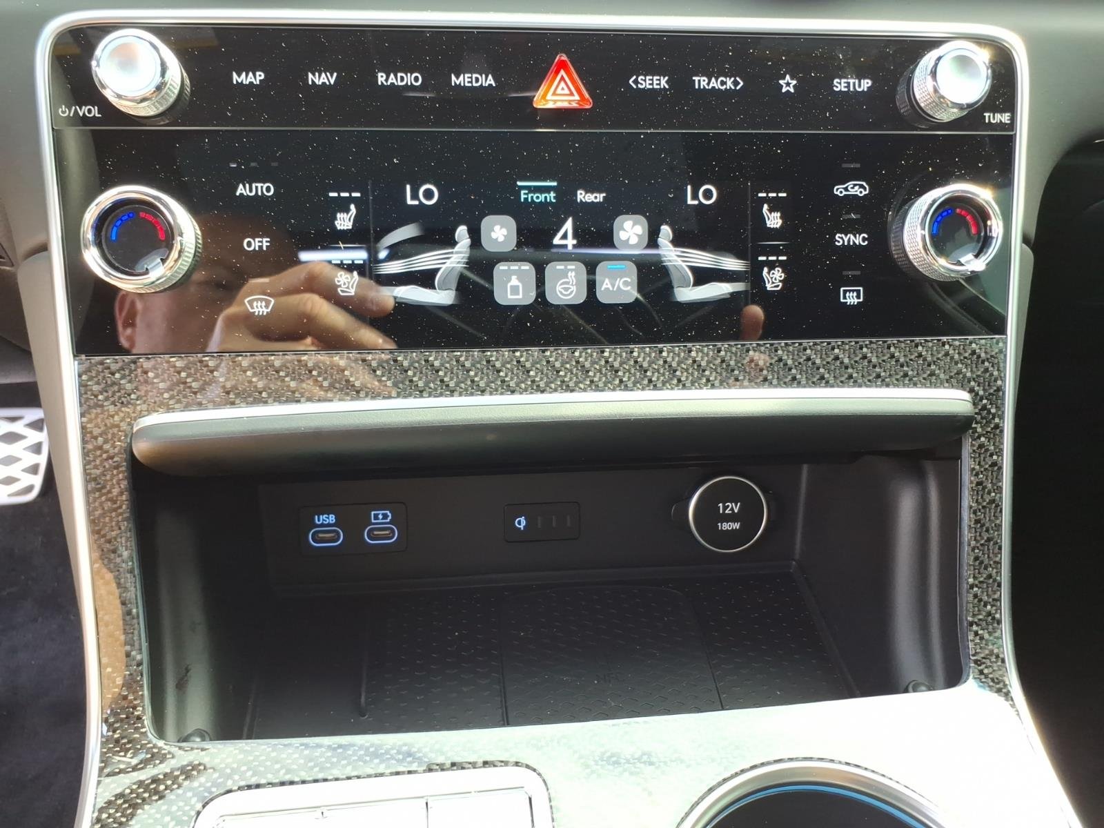 New 2026 White Genesis 3.5T e-SC image 22
