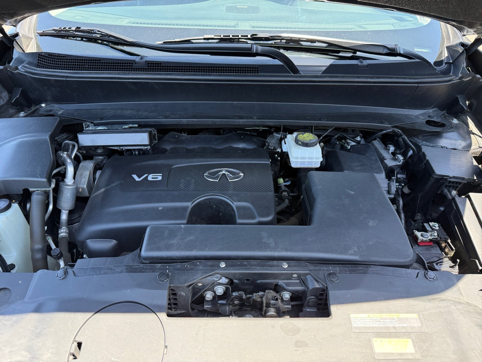 Used 2018 Gun Metallic INFINITI Base image 20