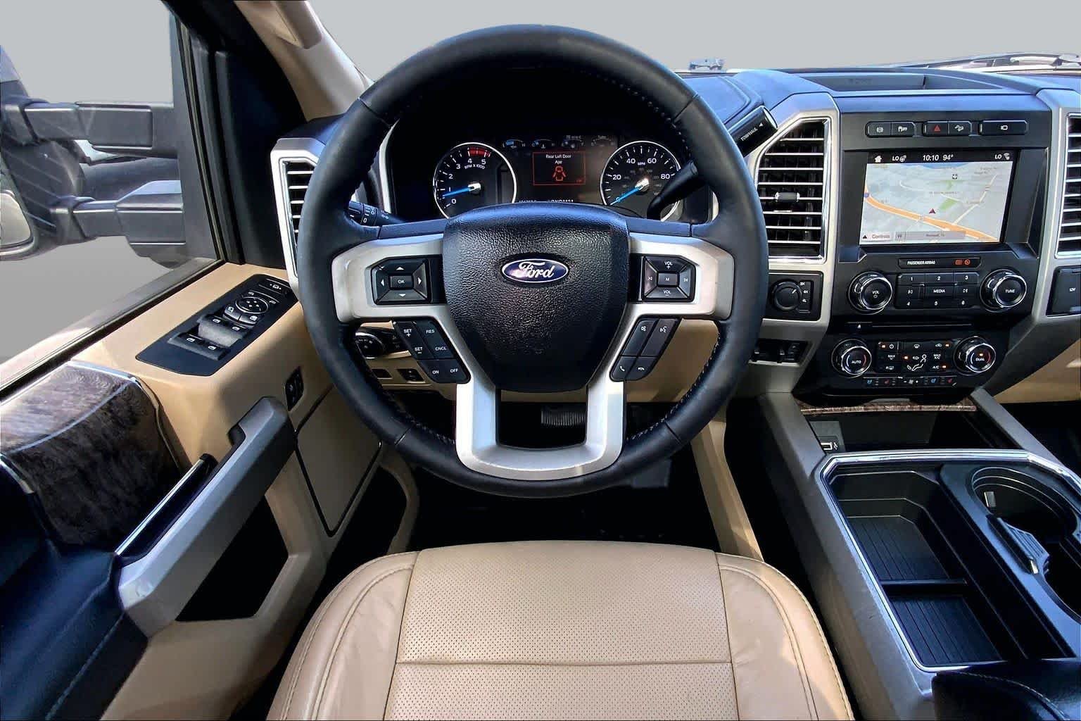 Used 2017 White Gold Ford Lariat image 5