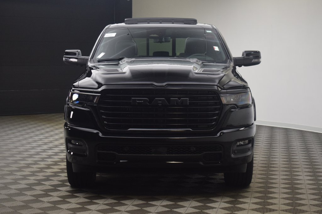 New 2027 Diamond Black Crystal Pearl-Coat Exterior Paint RAM Laramie image 2