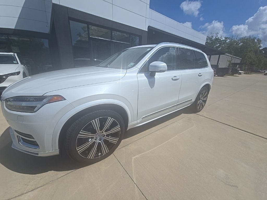 2022 Volvo XC90 Inscription