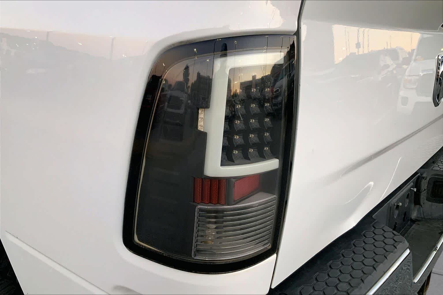 Used 2018 Bright White Clearcoat Ram Tradesman image 26